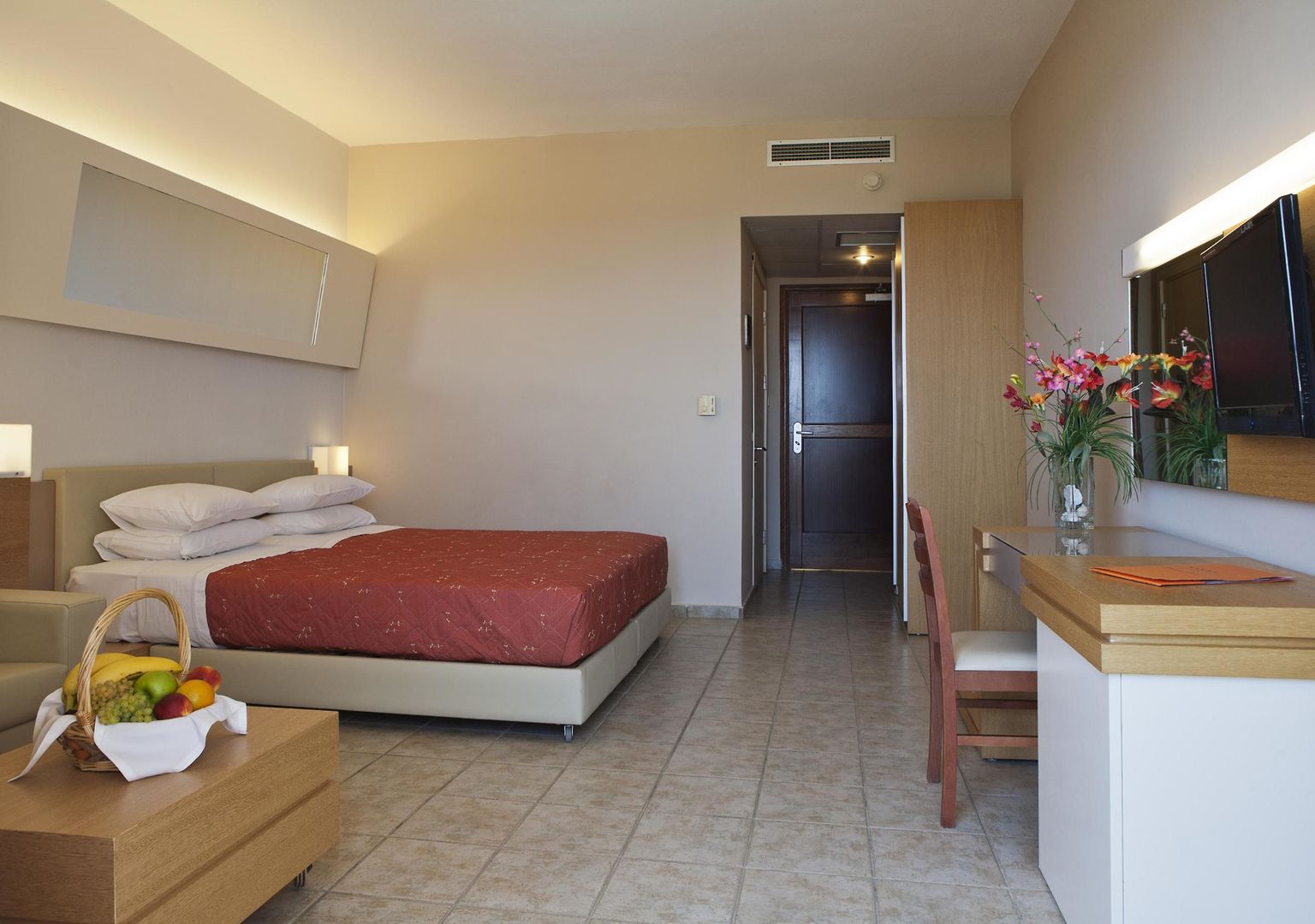 sovereign beach hotel all inclusive