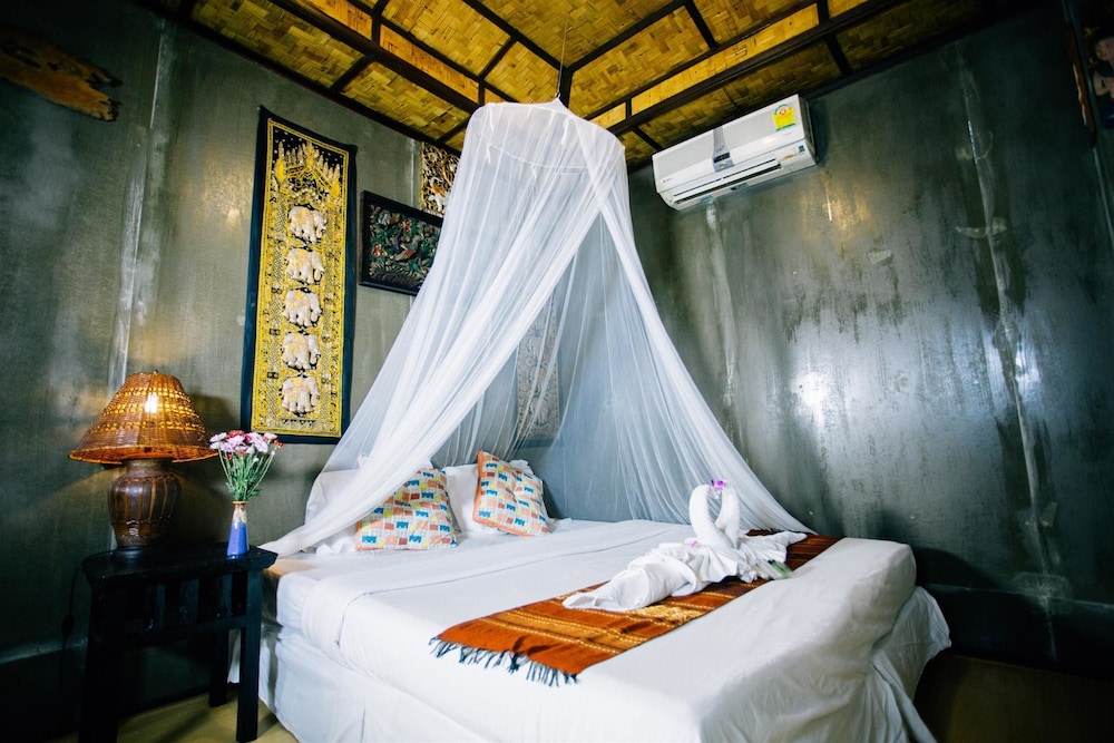 buri gallery house and resort