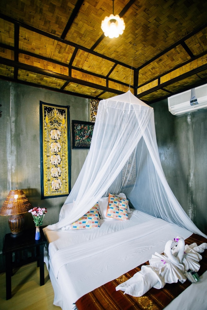 buri gallery house and resort