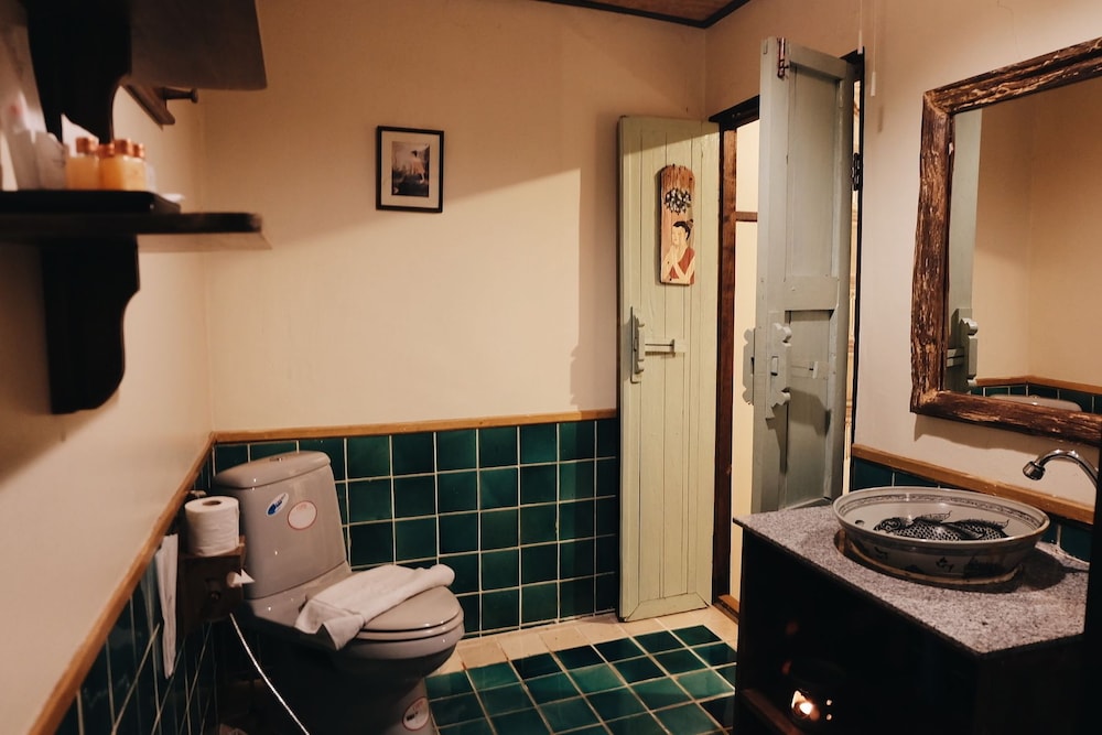 buri gallery house and resort