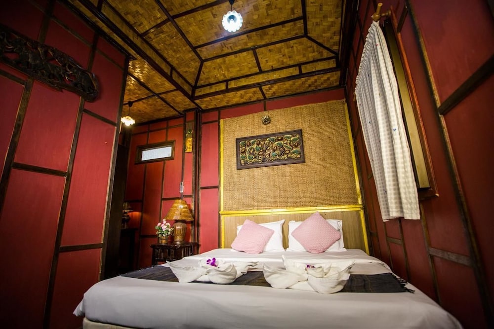 buri gallery house and resort