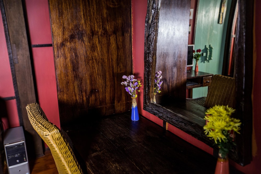 buri gallery house and resort