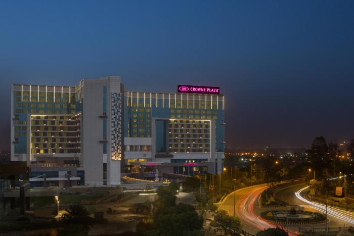 crowne plaza greater noida by ihg