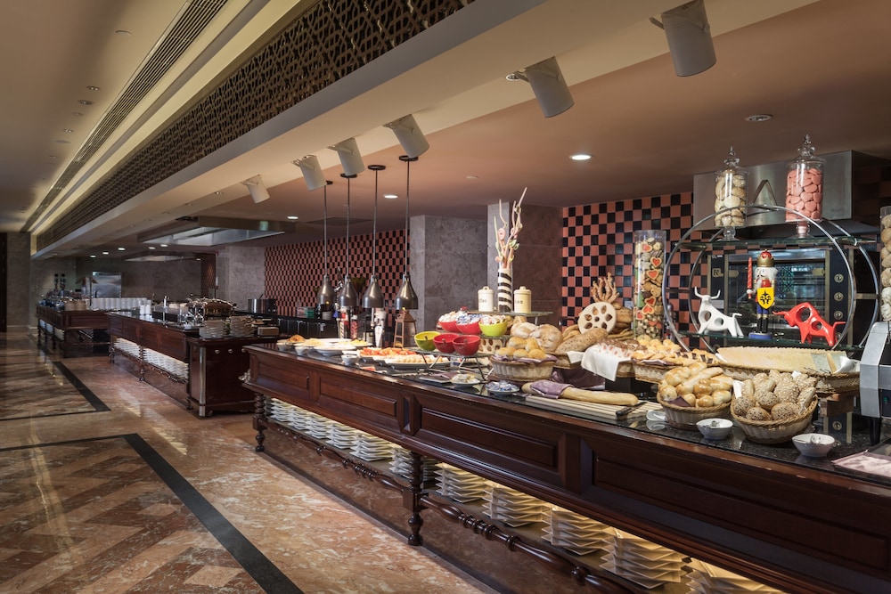 holiday inn airport guangzhou by ihg