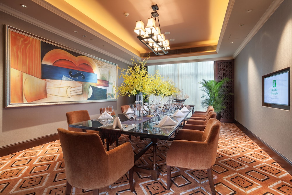 holiday inn airport guangzhou by ihg