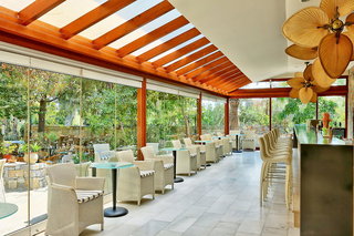 apollonia resort and spa