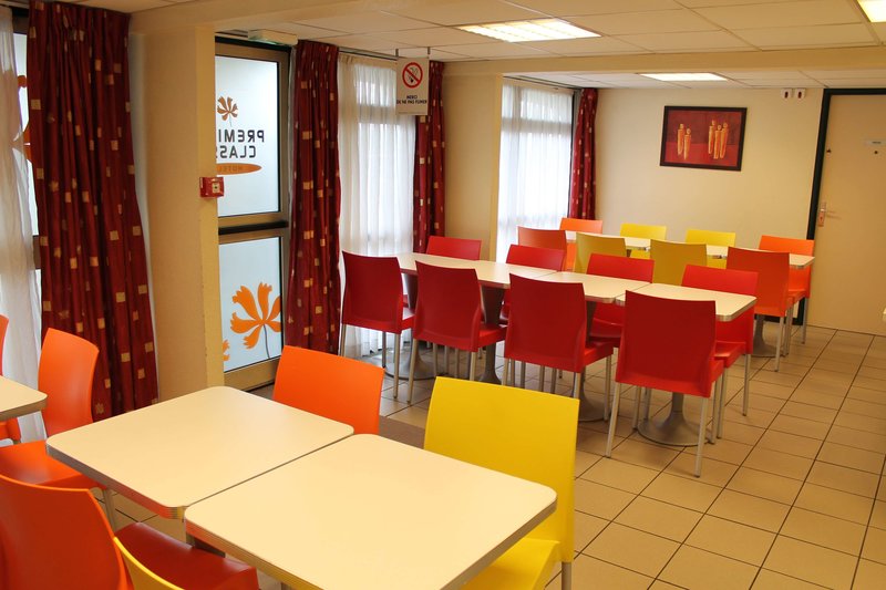 premiere classe saint ouen laumone