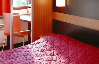 premiere classe saint ouen laumone