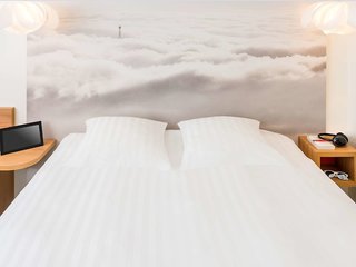 ibis styles paris velizy