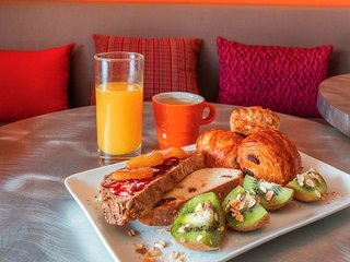 ibis styles paris velizy