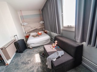 ibis styles paris velizy