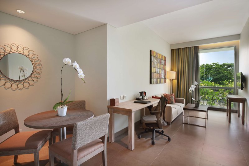 hilton garden inn bali ngurah rai airport