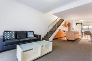 perth ascot central apartment hotel