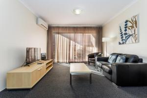 perth ascot central apartment hotel