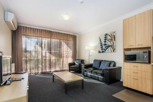 perth ascot central apartment hotel