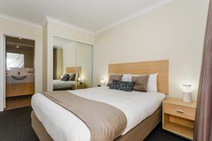 Perth Ascot Central Apartment Hotel,Near Ascot Racecourse,5 star