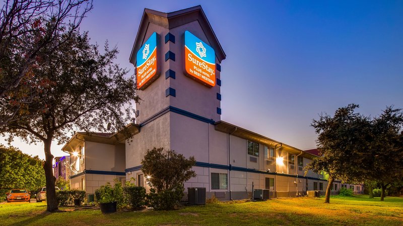 days inn benbrook fort worth area