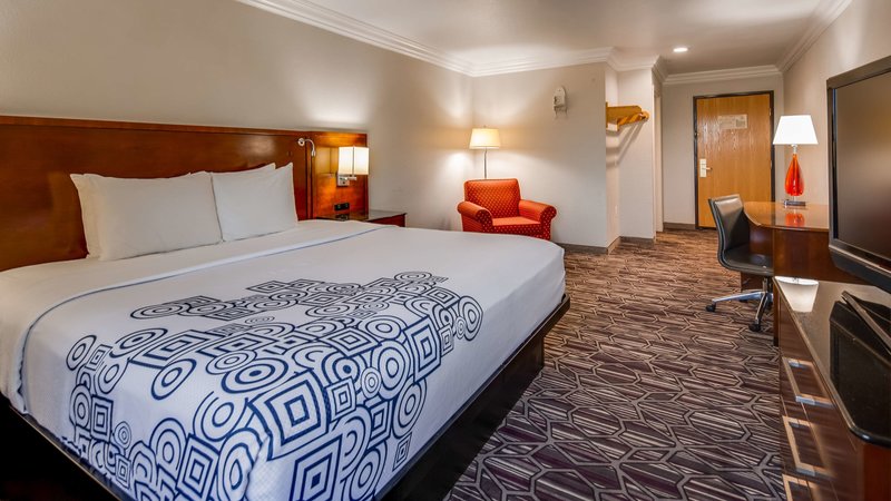 days inn benbrook fort worth area