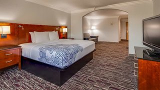 days inn benbrook fort worth area