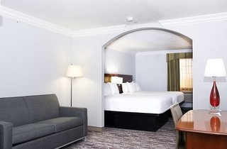 days inn benbrook fort worth area