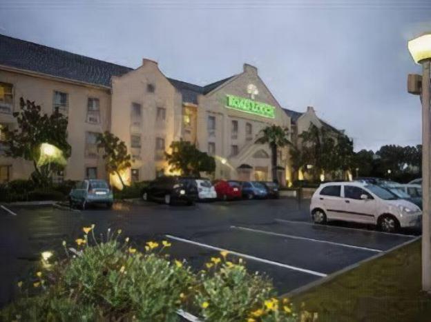 road lodge cape town international airport