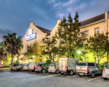 road lodge cape town international airport