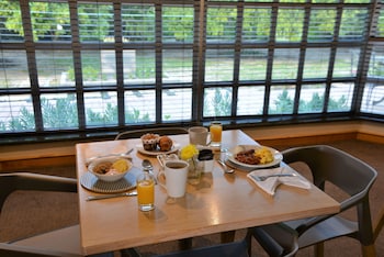 road lodge cape town international airport