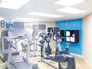 novotel newcastle airport