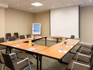 novotel newcastle airport