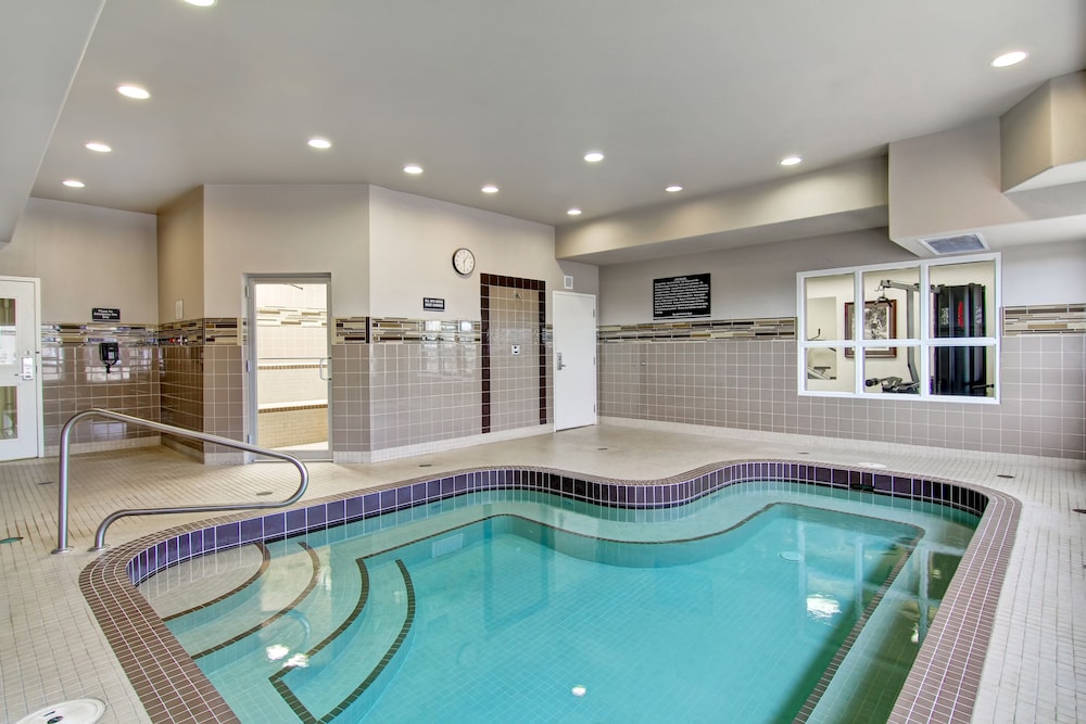 coast weyburn hotel
