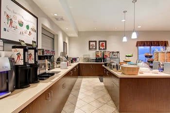 coast weyburn hotel