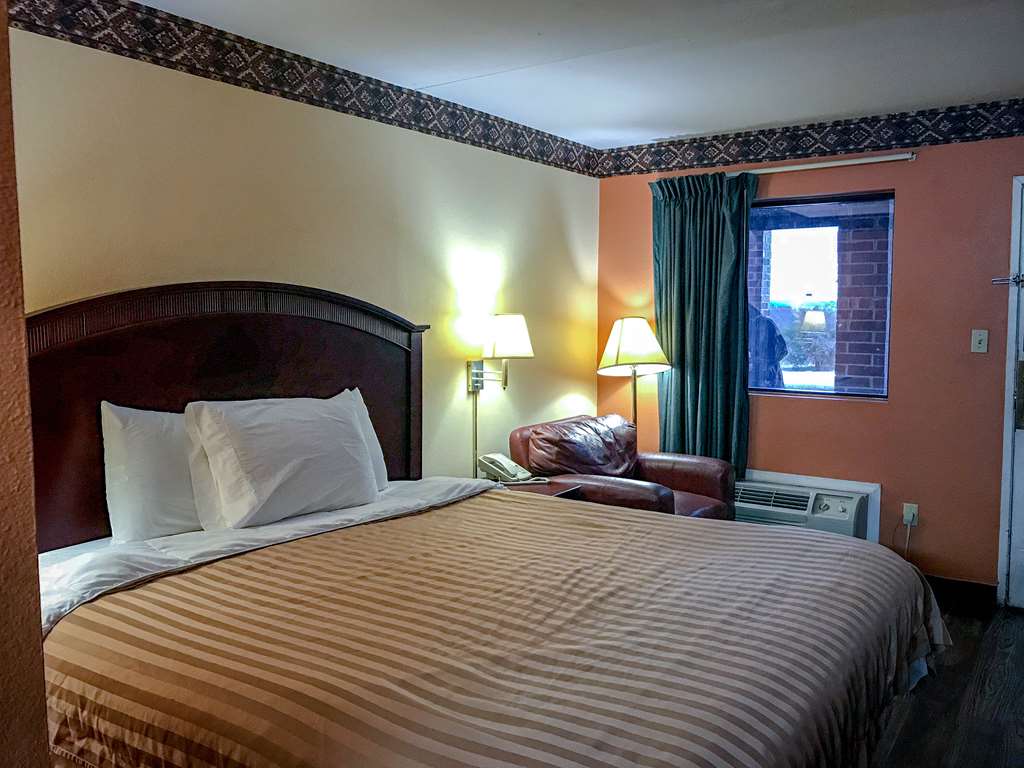 americas best value inn ozark