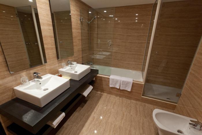 grand lancaster brazzaville