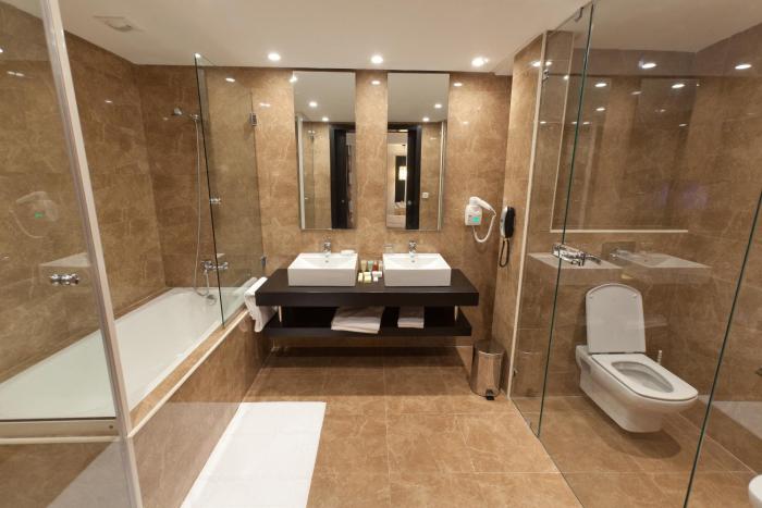 grand lancaster brazzaville