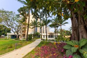 Grand Lancaster Brazzaville,Near Brazzaville Cathedral,5 star