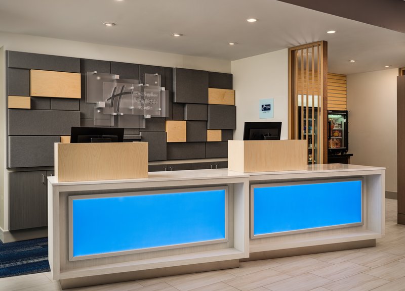 holiday inn express and suites lockport an ihg hotel
