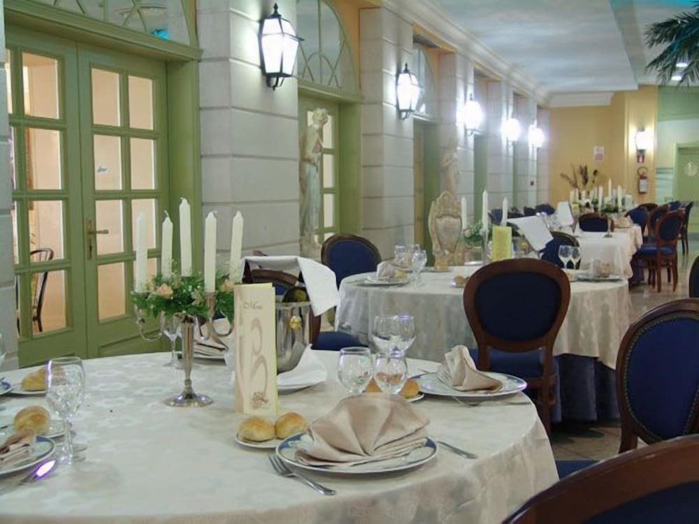 hori balconata 2 0 banqueting and accommodations