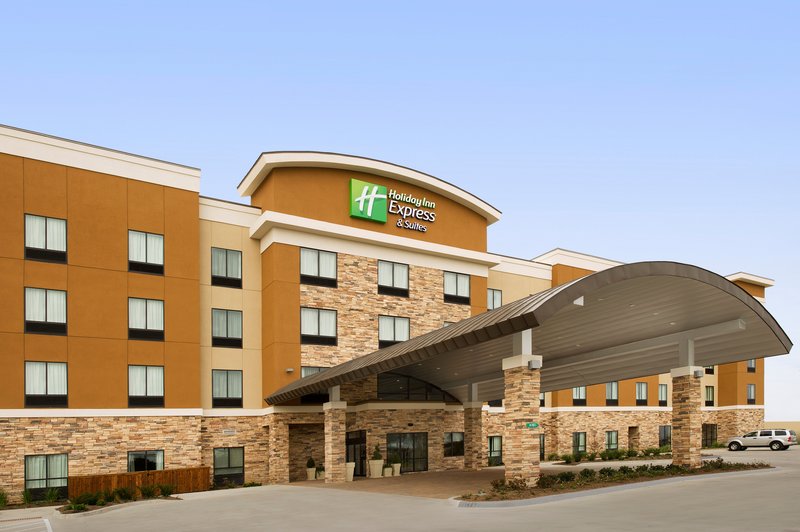 Holiday Inn Express & Suites Waco South, An Ihg Hotel