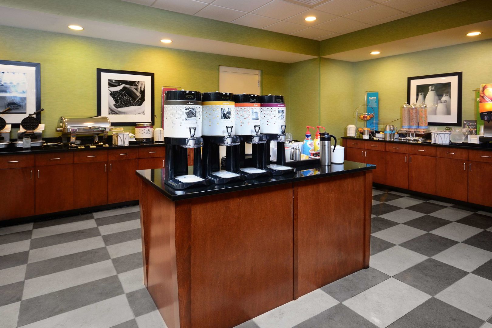 hampton inn and suites lynchburg