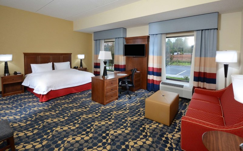 hampton inn and suites lynchburg