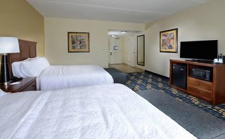 hampton inn and suites lynchburg