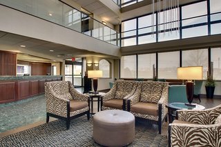 Drury Inn & Suites Cape Girardeau,Cape Girardeau County>>Cape Girardeau,3 star