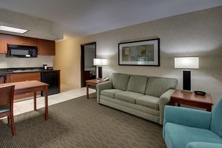 Drury Inn & Suites Cape Girardeau,Cape Girardeau County>>Cape Girardeau,3 star