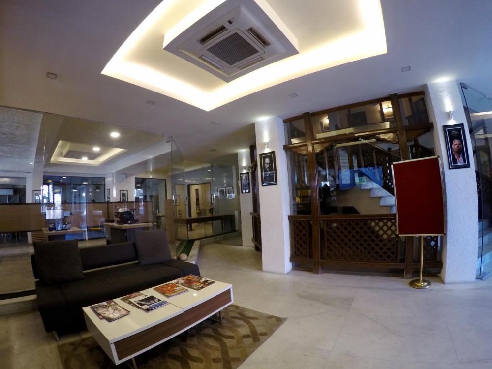hotel marcopolo pvt ltd