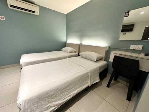 de uptown hotel ss2 pj