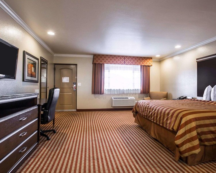 motel 6 carlsbad ca north