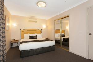 Melbourne Metropole Central,Fitzroy>>Collingwood,4 star