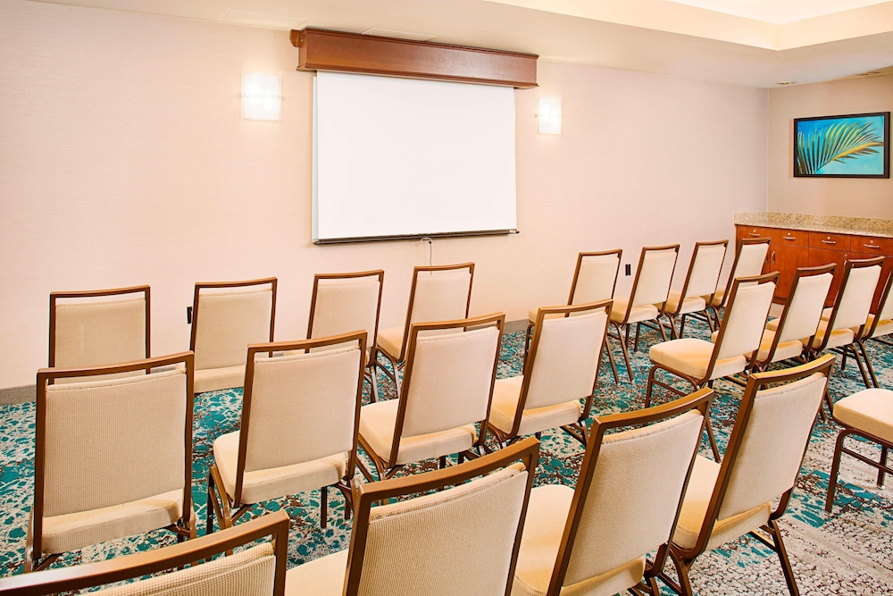 courtyard by marriott west palm beach airport