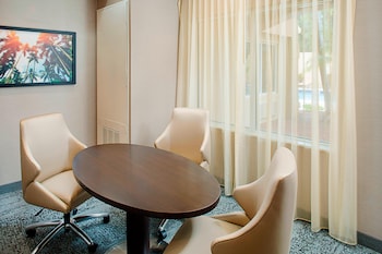 Courtyard By Marriott West Palm Beach Airport,Lantana>>Delray Beach,3 star