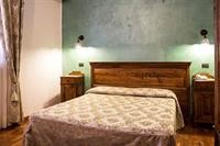 hotel la piazzetta